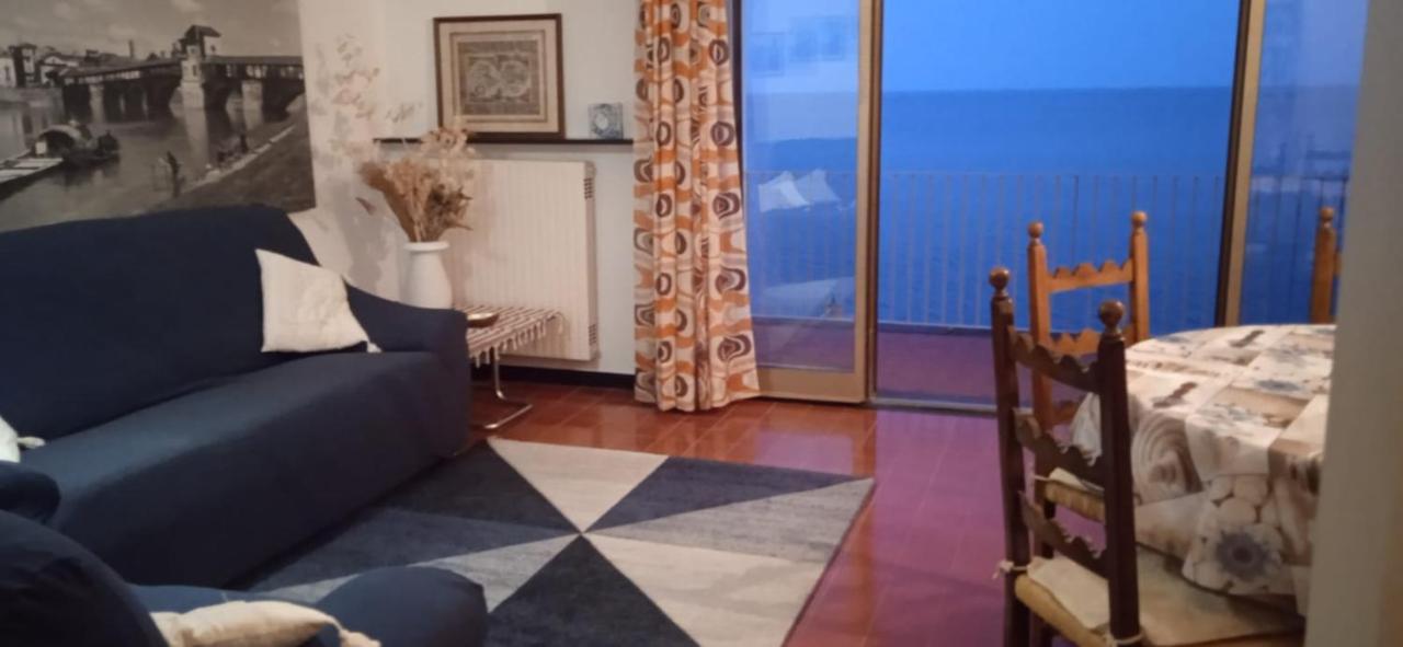 Appartamento Con Super Vista Sul Mare Arenzano Ngoại thất bức ảnh