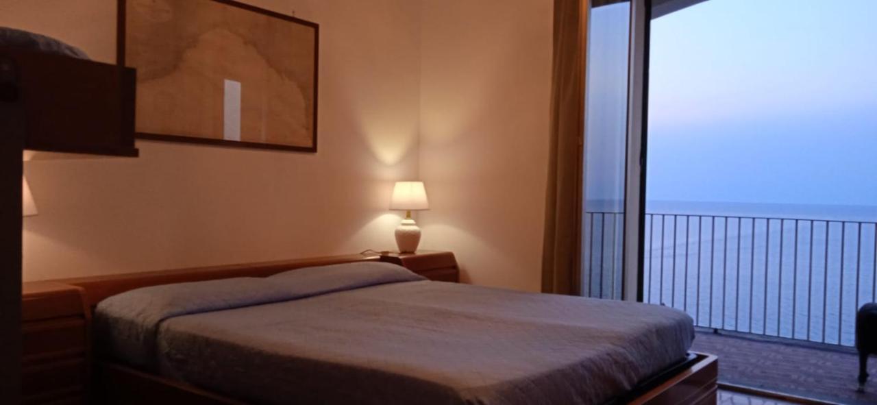 Appartamento Con Super Vista Sul Mare Arenzano Ngoại thất bức ảnh