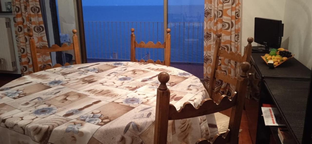 Appartamento Con Super Vista Sul Mare Arenzano Ngoại thất bức ảnh