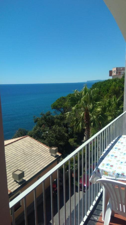 Appartamento Con Super Vista Sul Mare Arenzano Ngoại thất bức ảnh