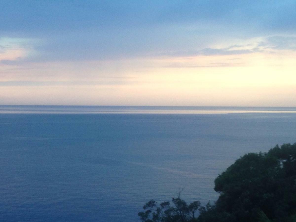 Appartamento Con Super Vista Sul Mare Arenzano Ngoại thất bức ảnh